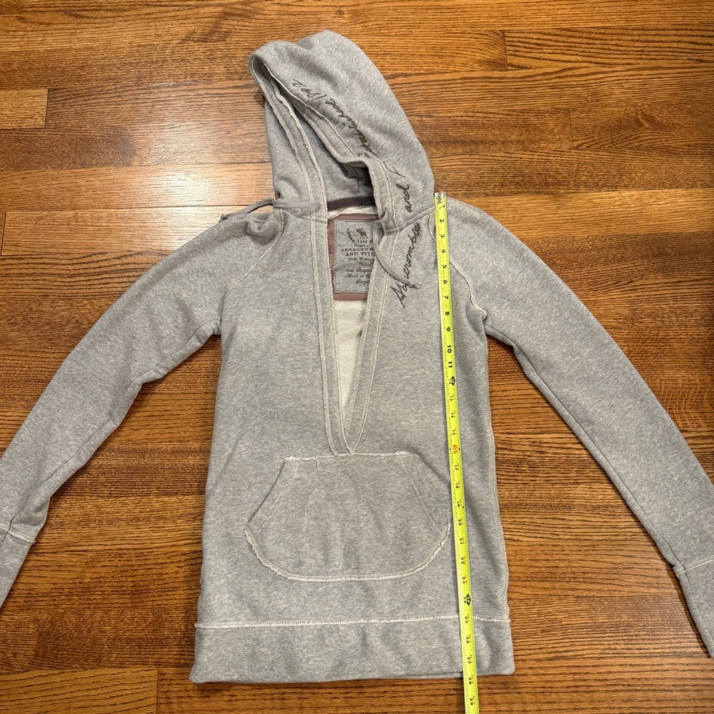 Abercrombie & Fitch Gray Deep V Neck Hoodie, A&F Sweatshirt Y2K - Picture 5 of 9
